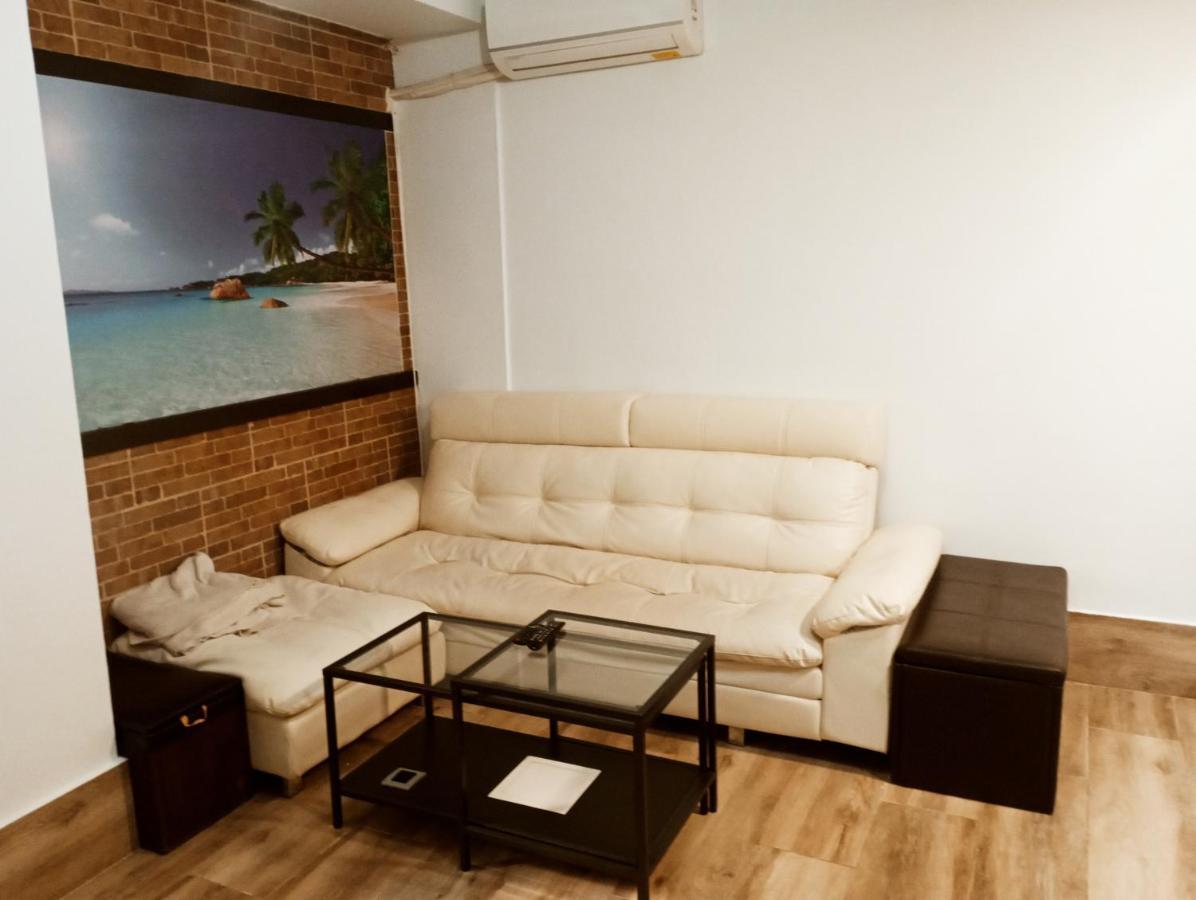 Precioso Apartamento 3 Habitaciones. Con Patio. Камас Экстерьер фото